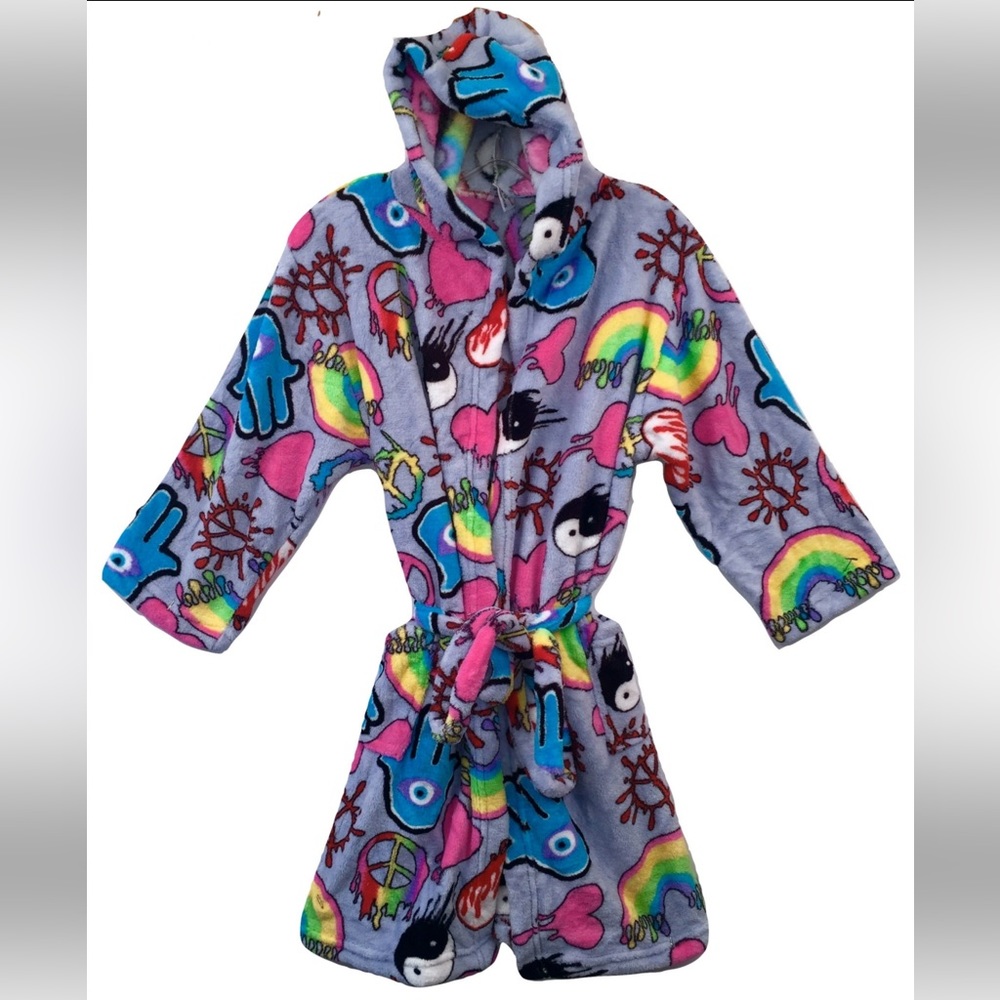 EUC Made with Love and Kisses Dripping Graffiti Robe